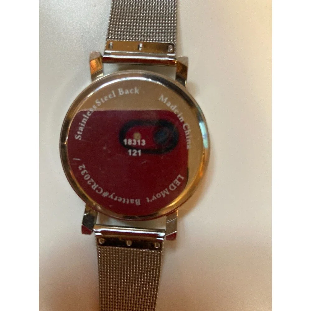 SMART WATCH Men/Women UNBRANDED Silver Strap